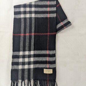 Burberry London England Classic Nova Check 100% Cashmere Black Scarf - Scotland